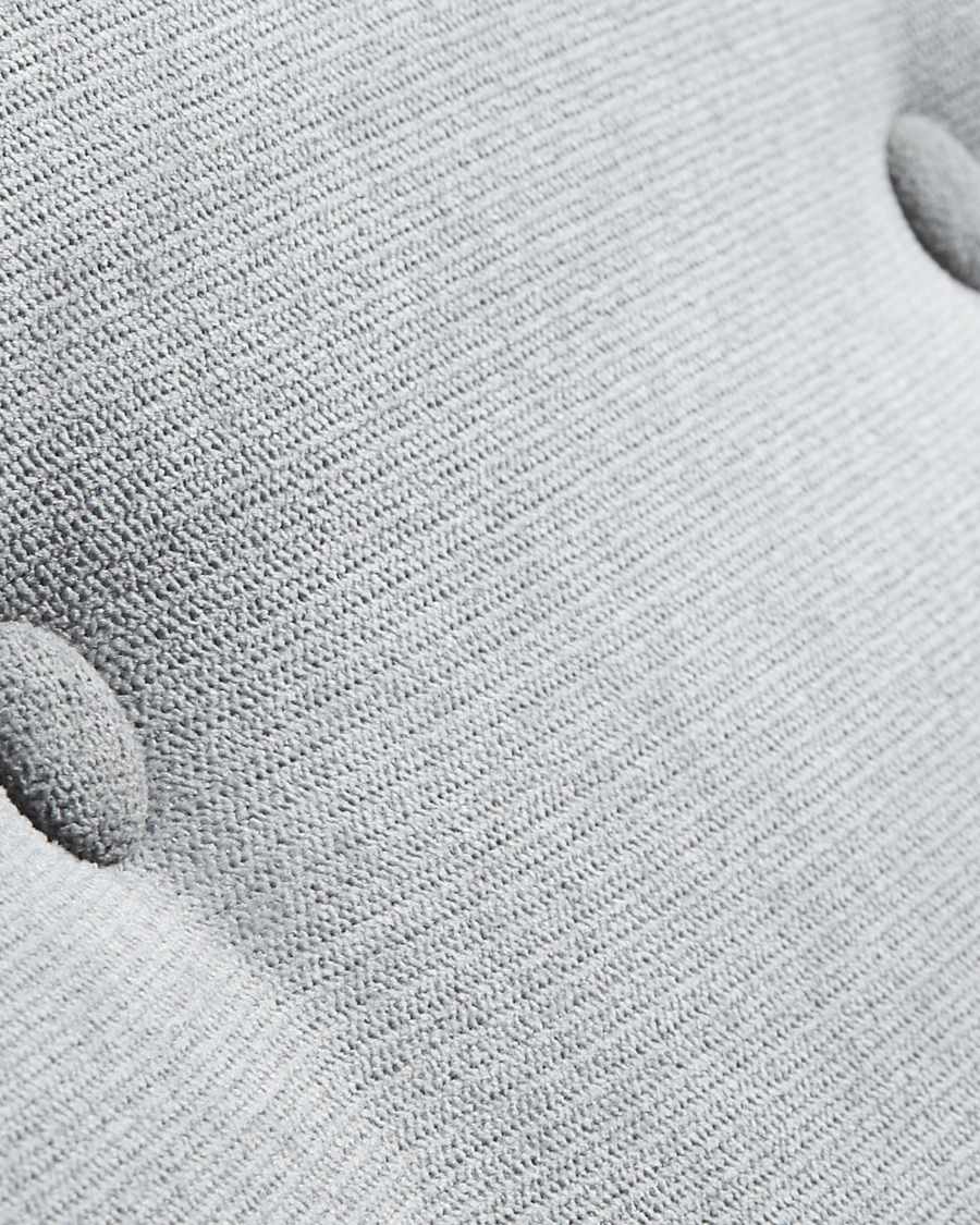 Orby 3-zitsbank in lichtgrijs met massief eiken poten 190 cm