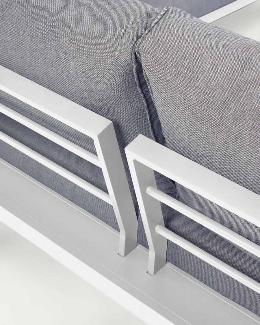 Duke outdoor set containing a 5-seater corner sofa and white aluminium table