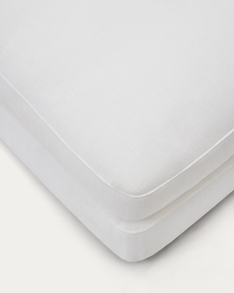 Fußablage Gala mit weißer Chenille FSC Mix Credit 90 x 90 cm