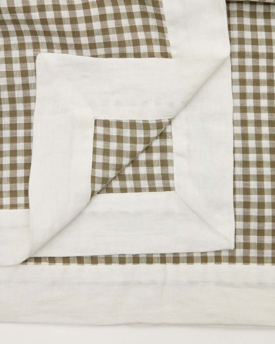 Madremanya table cloth, 100% linen with green checkers and white edge, 170 x 250 cm