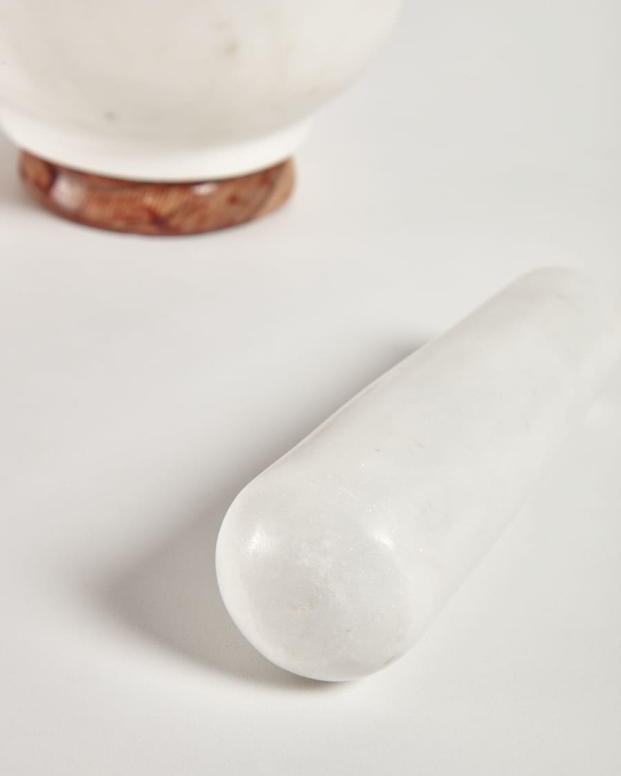 Cinderella pestle and mortar in white marble and wood