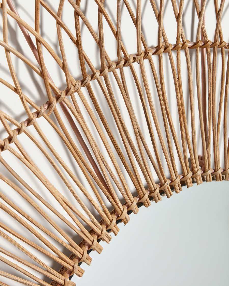 Viviana ratan mirror with a natural finish, Ø 110 cm