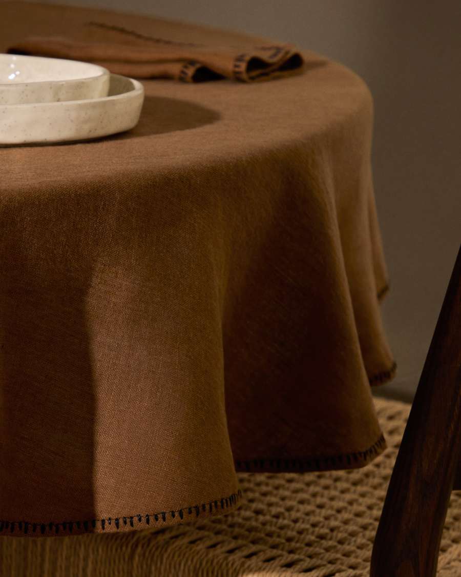 Llosar Tischdecke rund 100 % Leinen braun mit Stickerei Ø 150 cm
