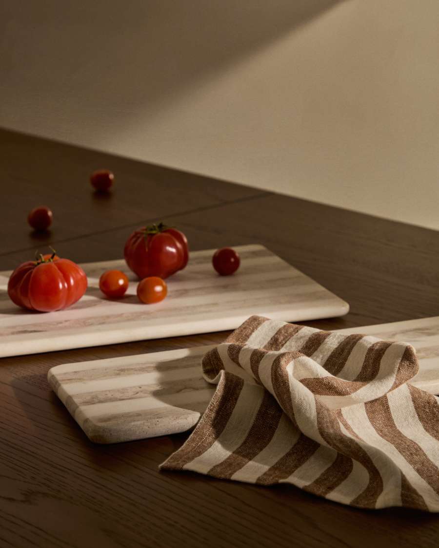 Tagliere da portata piccolo Sylara in marmo grigio e bianco