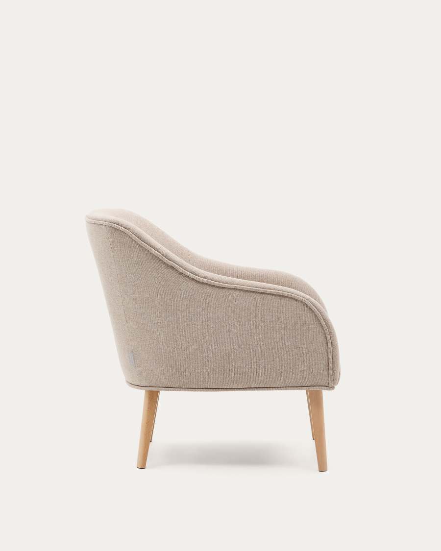 Bobly armchair in beige and with solid beech wood in a natural finish