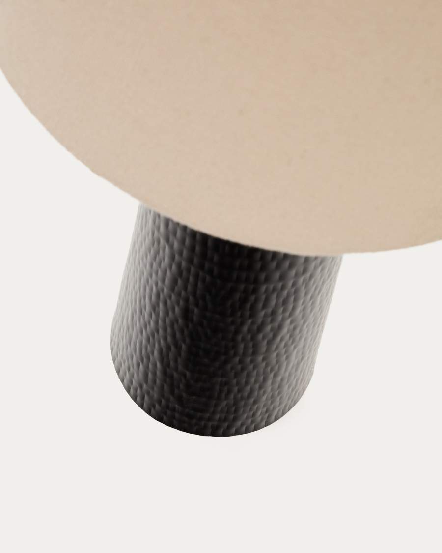 Senni table lamp with a metal base in a black painted finish