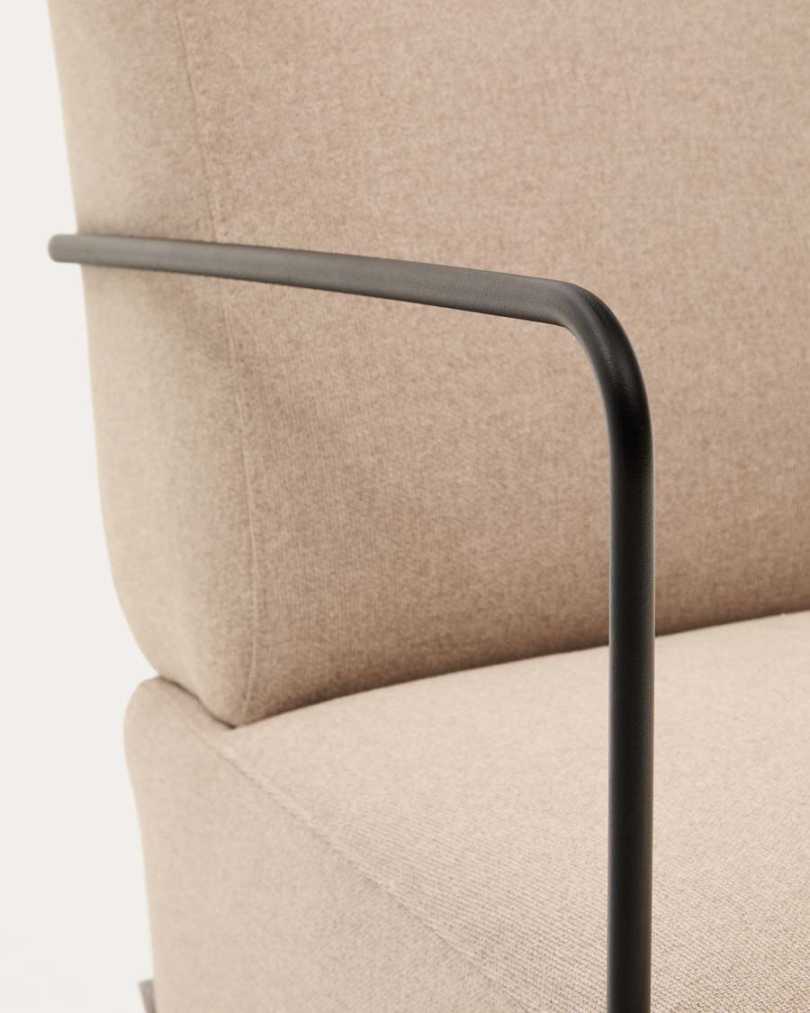 Gamer beige armchair with metal in a matte black painted finish