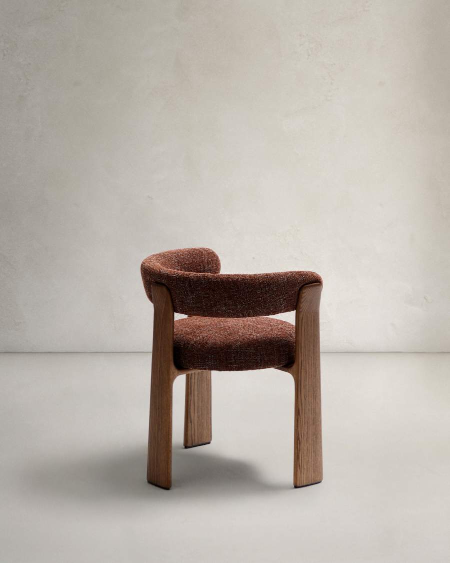 Granite 3-legged chair in brown chenille and with solid ash wood in a walnut finish FSC 100%