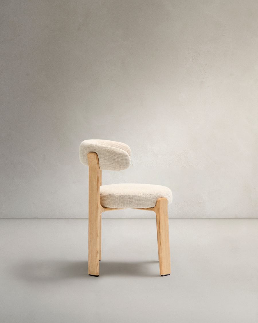 Granite chair in beige chenille and with solid ash wood in a natural tone finish FSC 100%