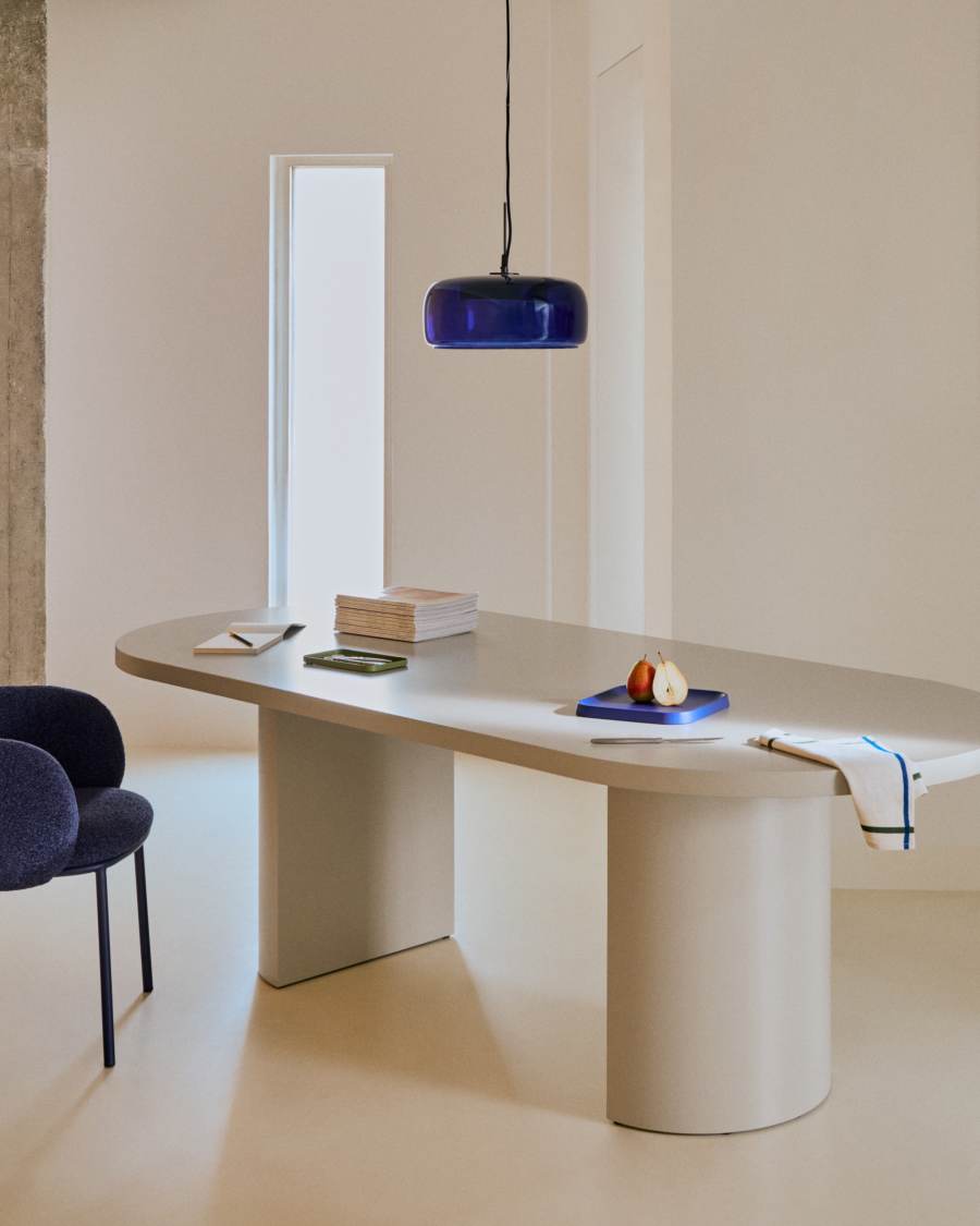 Nealy tafel in gelakt MDF in ecru afwerking 200 x 100 cm