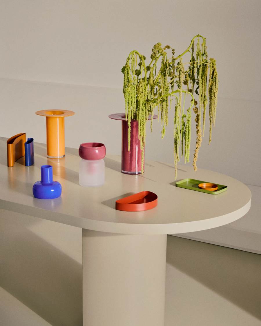 Kelse transparent and pink glass vase, 19 cm