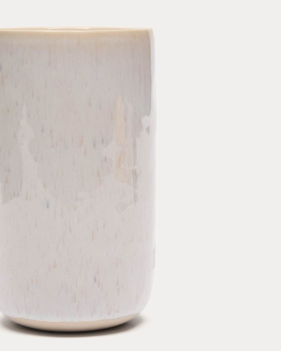Uilo white ceramic mug