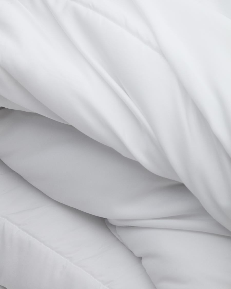 Mistral 250gsm microfibre duvet for 135/150cm bed made in Spain