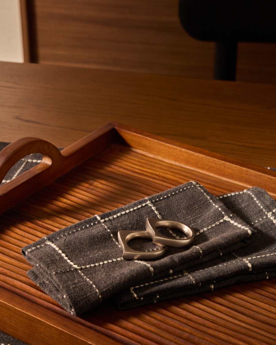 Aruc set of two semi-circular napkin rings in silver-plated stainless steel