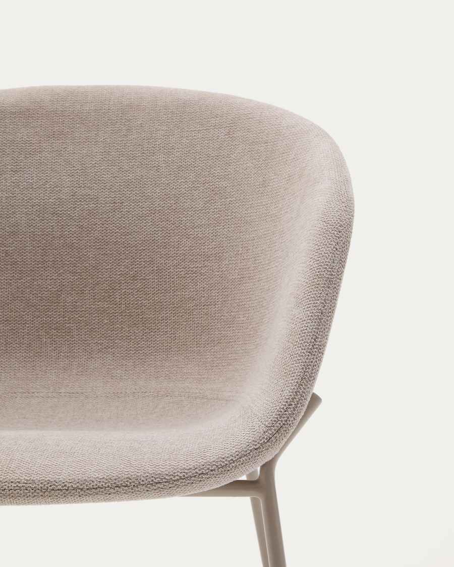 Chaise Yvette en tissu chenille beige et pieds en acier finition beige