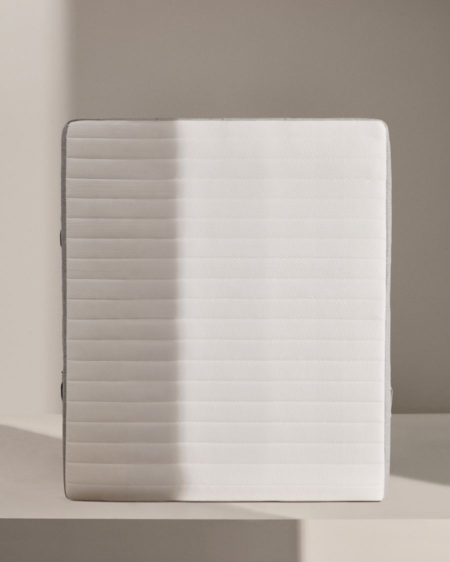 Yoko foam mattress 150 x 190 cm