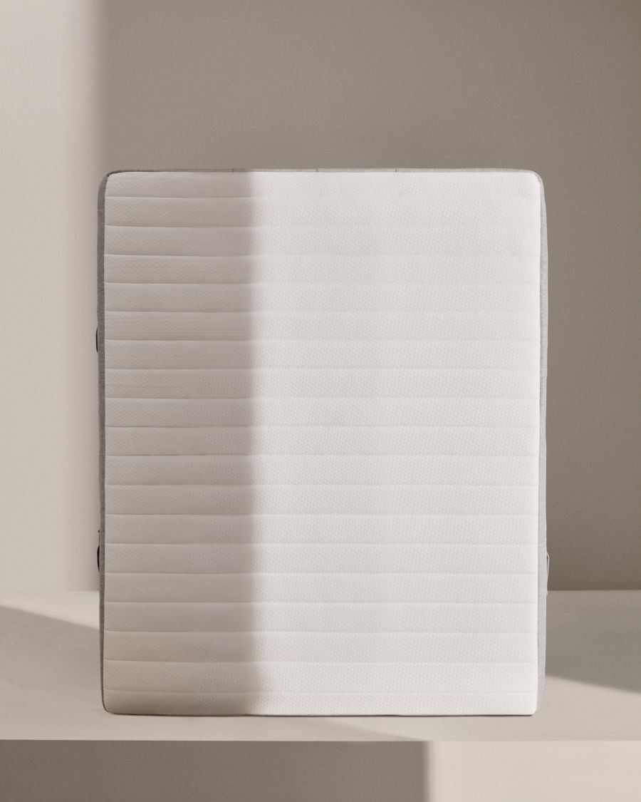 Yoko foam mattress 140 x 190 cm