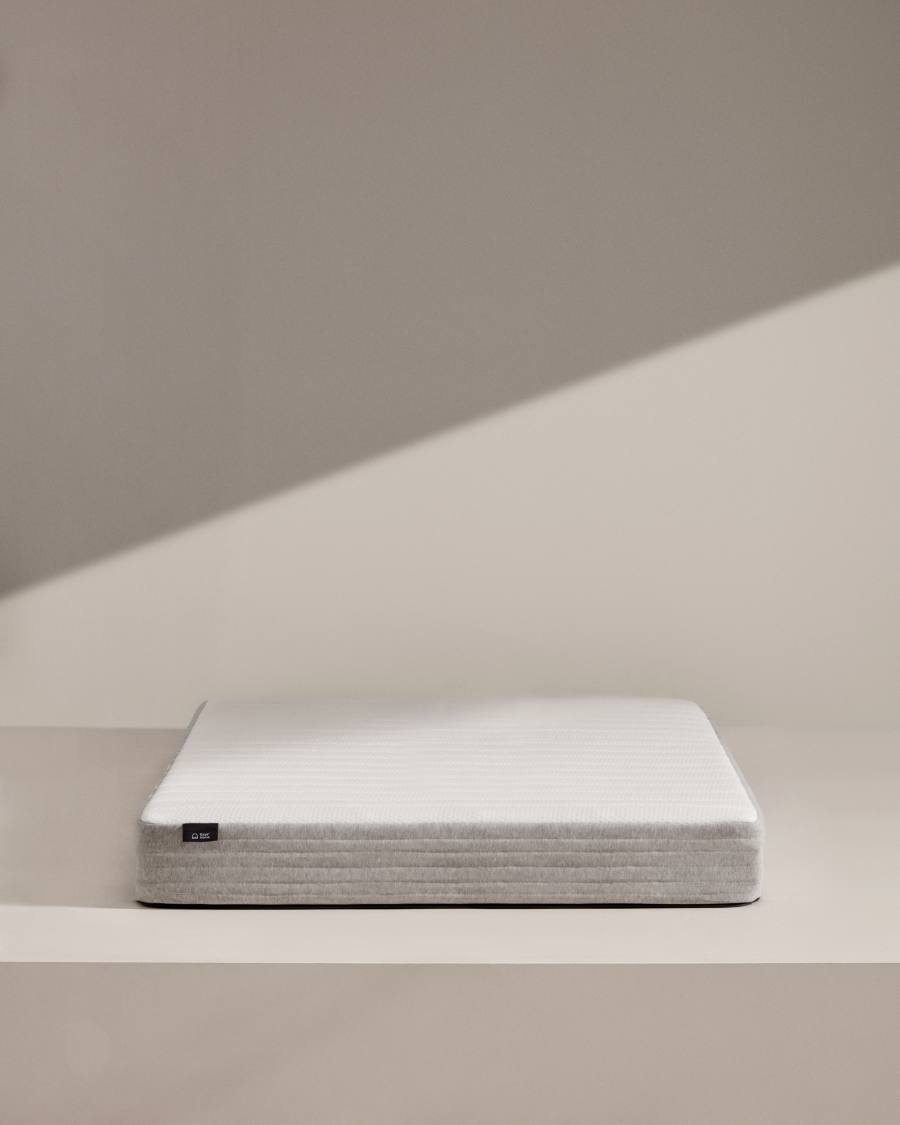 Yoko foam mattress 140 x 190 cm