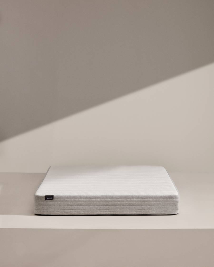 Yoko foam mattress 135 x 190 cm