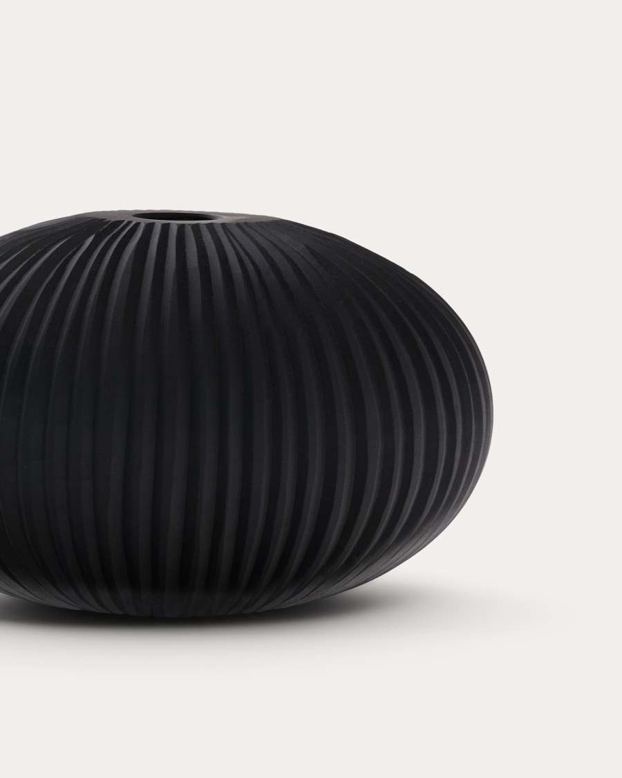 Vase Nivra en verre gris foncé 15 cm