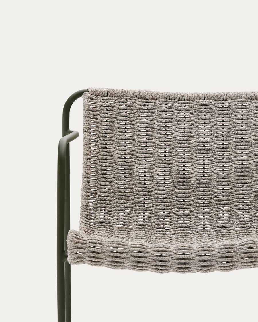 Stuhl Maurina aus grün verzinktem Stahl mit écrufarbenem und grauem Seil