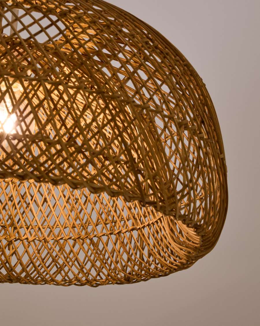 Lampenschirm für Deckenleuchte Isora aus Rattan mit Finish in natürlichem Farbton Ø 60 cm