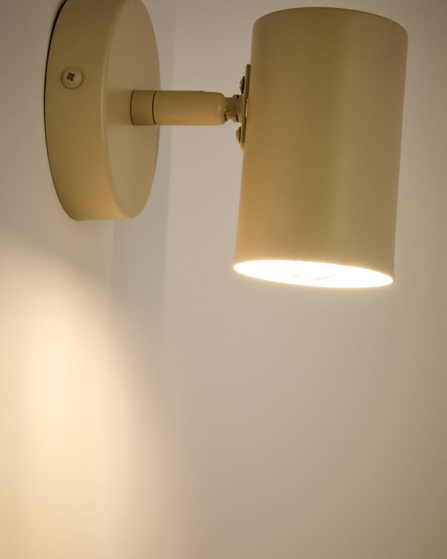 Manie metal wall-mounted light fixture with beige textured finish