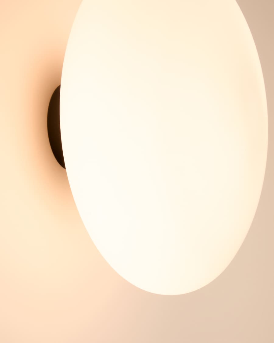 Bamila wall lamp in smoked glass and black metal Ø25cm