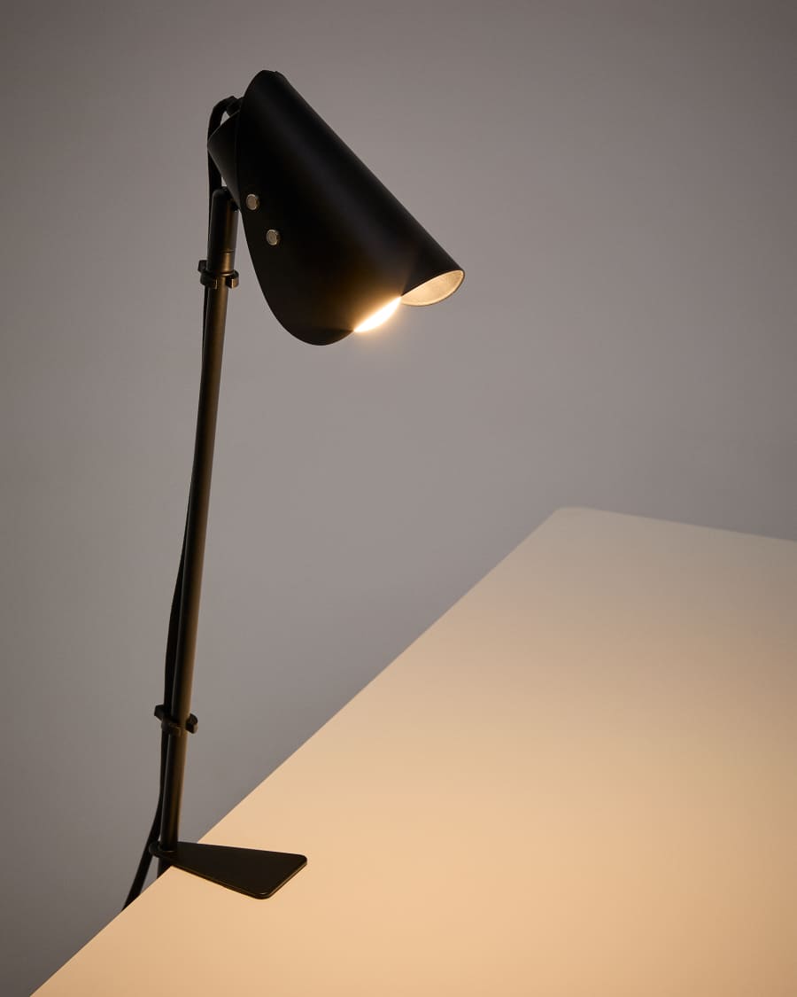 Schreibtischlampe mit Klemme Jula aus schwarzem Metall