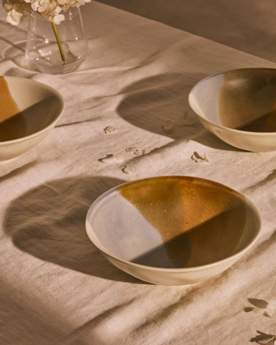 Grote kom Miglo van meerkleurige keramiek