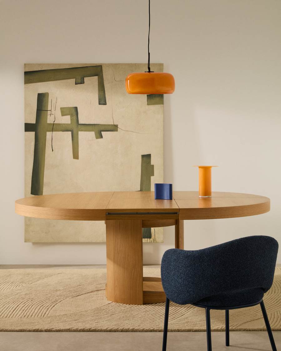 Tavolo rotondo allungabile Artis in legno massiccio e impiallacciatura in rovere FSC 100% 150 (200) x 80 cm