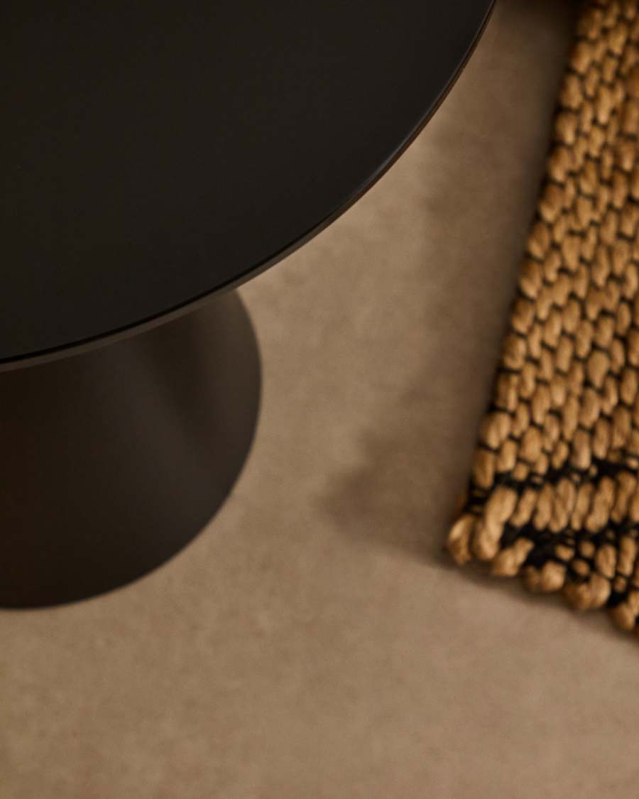 Wilshire Beistelltisch aus gehärtetem Milchglas und Stahl matt schwarz lackiert Ø30 cm