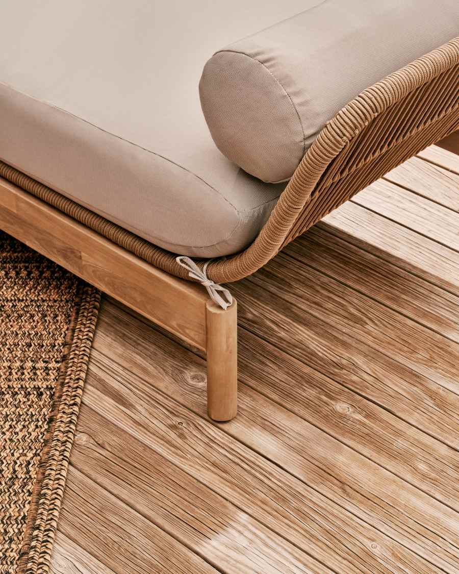 Catalina sun lounger, in beige cord and solid FSC 100% acacia wood
