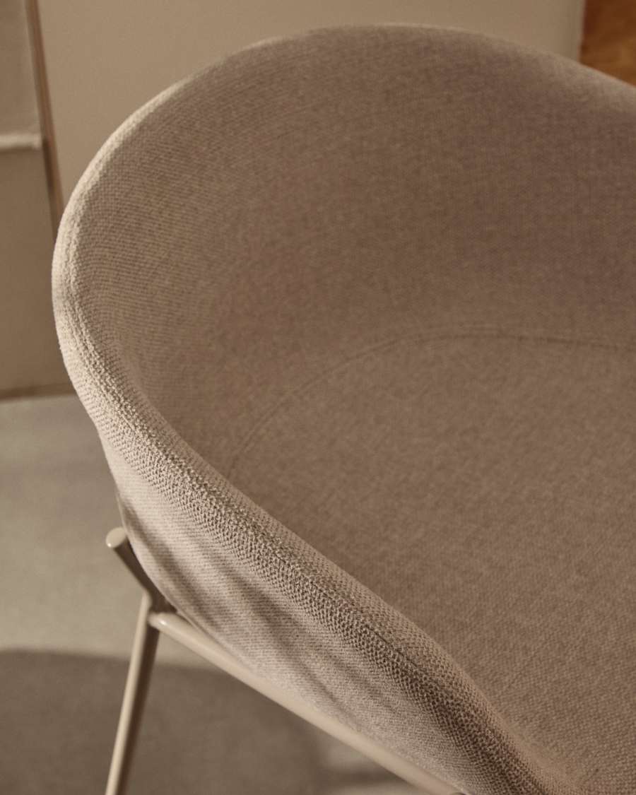 Hocker Yvette aus beigefarbener Chenille und Stahlbeinen mit beigefarbenem Finish Höhe 65 cm