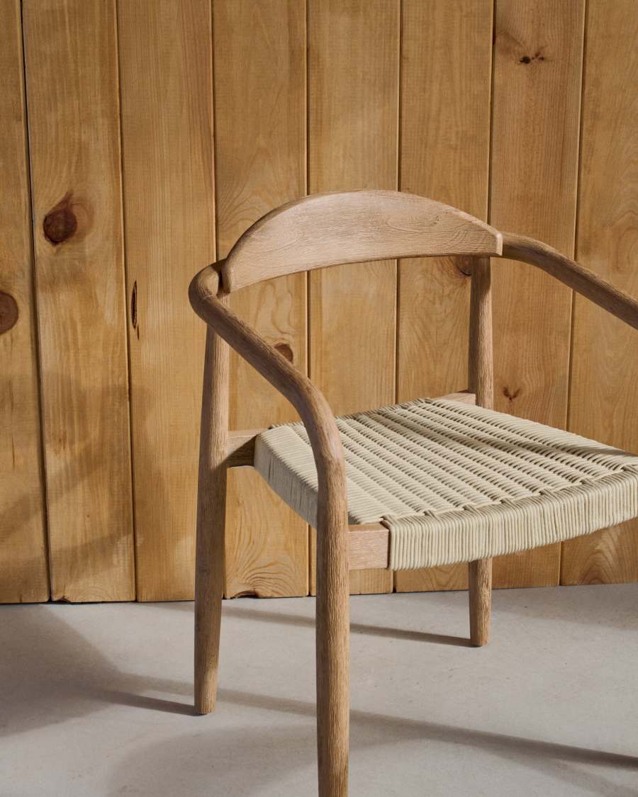 Nina stackable chair made of FSC 100% solid acacia wood and ecru rope cord