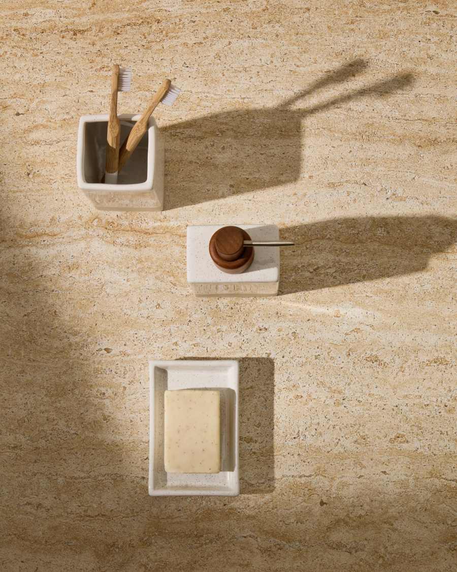 Careli beige stoneware soap dish