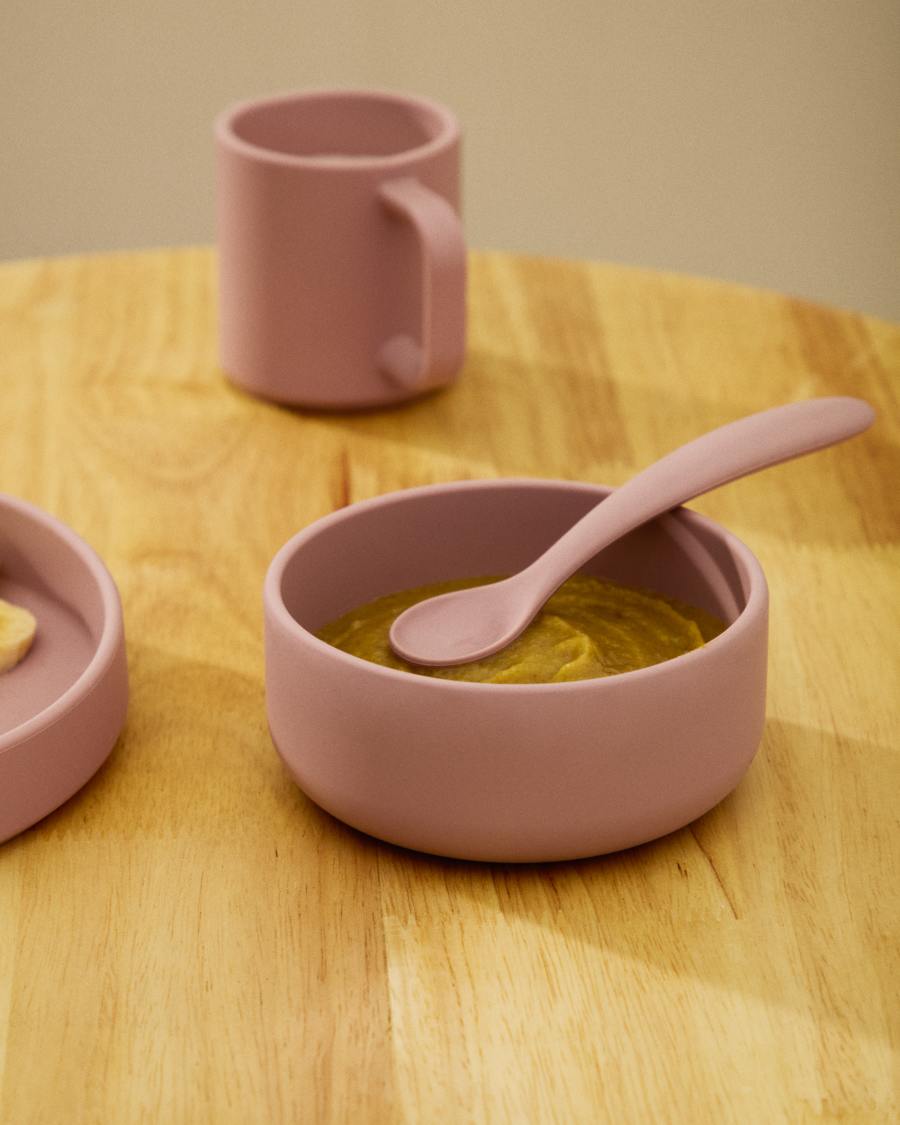 Lili plate and bowl set in pink silicone