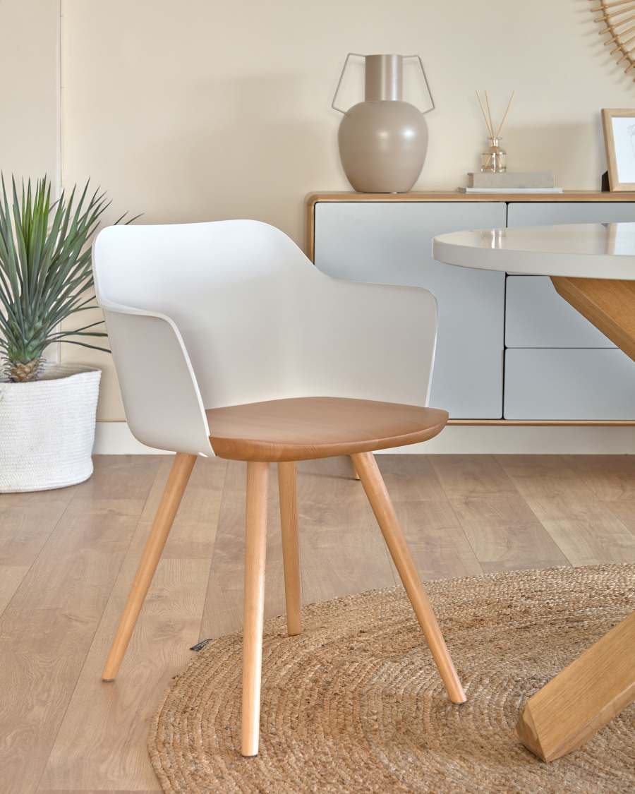 Bjorg white and solid beech chair