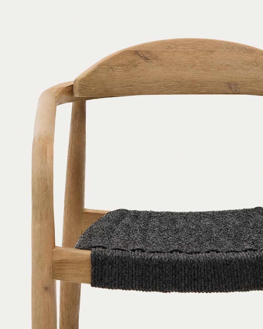 Nina stapelbarer Stuhl aus massivem Akazienholz und Seil in Schwarz FSC 100%