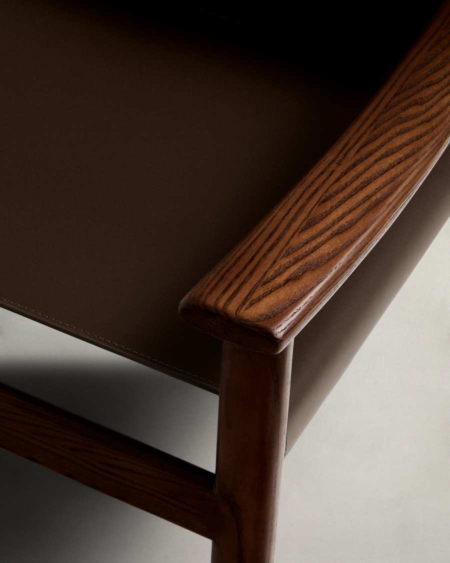 Jan armchair made of dark brown recycled leather fibres and FSC 100% solid ash wood with walnut-coloured finish