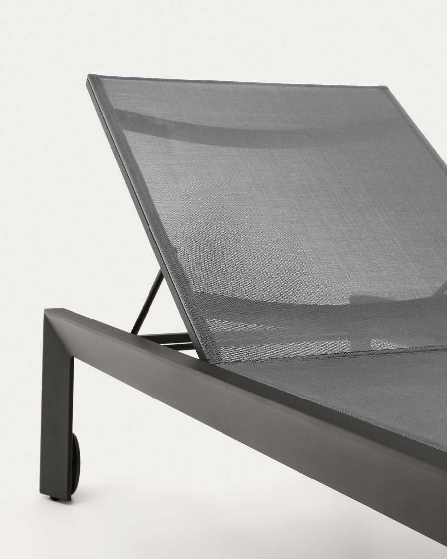 Canutells aluminum sun lounger with dark grey finish
