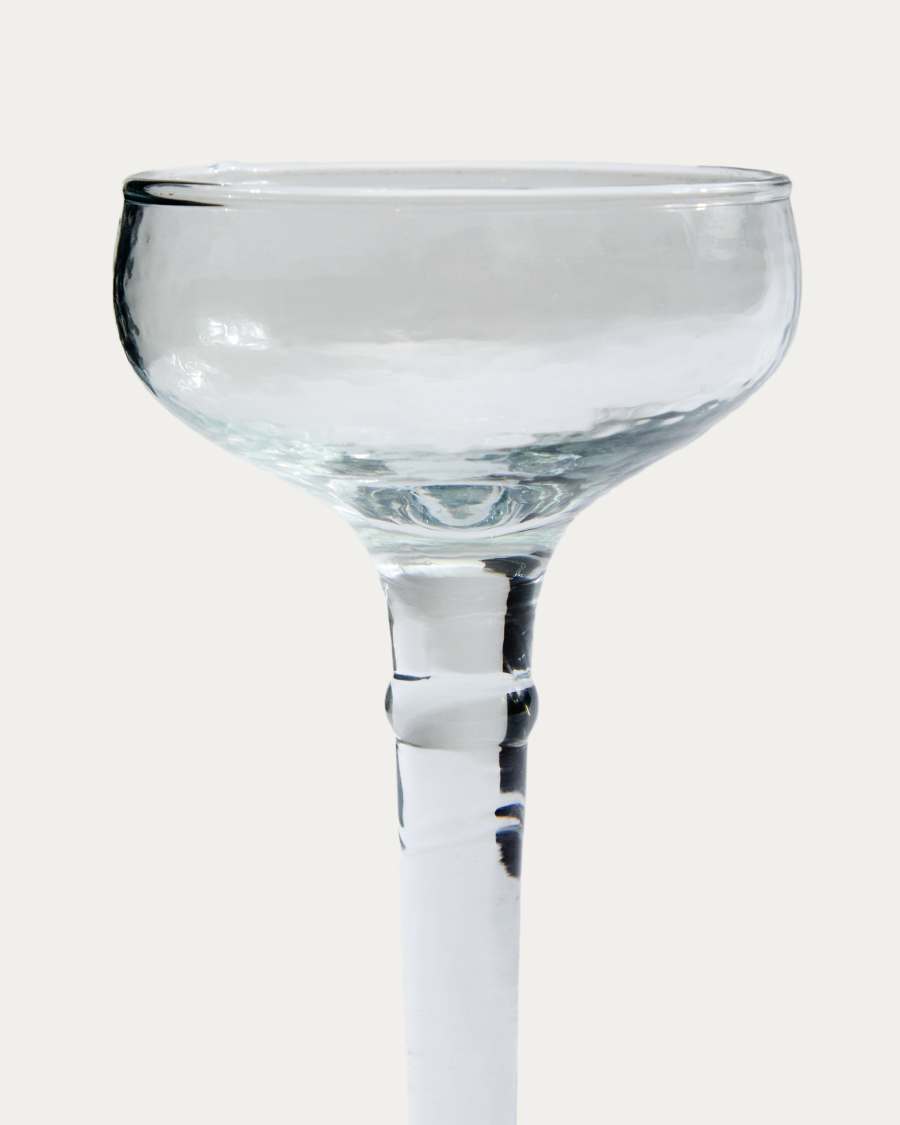 Vinea wine glass made of recycled glass