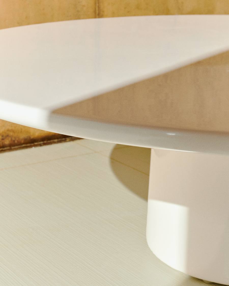 Couchtisch Albanella aus Zement mit glänzend weißem Finish Ø 110 cm