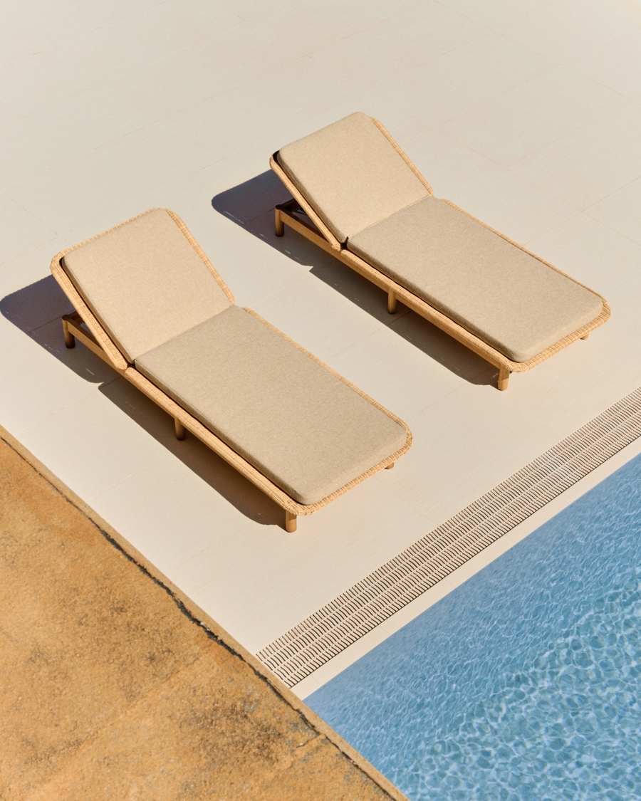 Galea sun lounger in FSC 100% solid teak wood and synthetic rattan