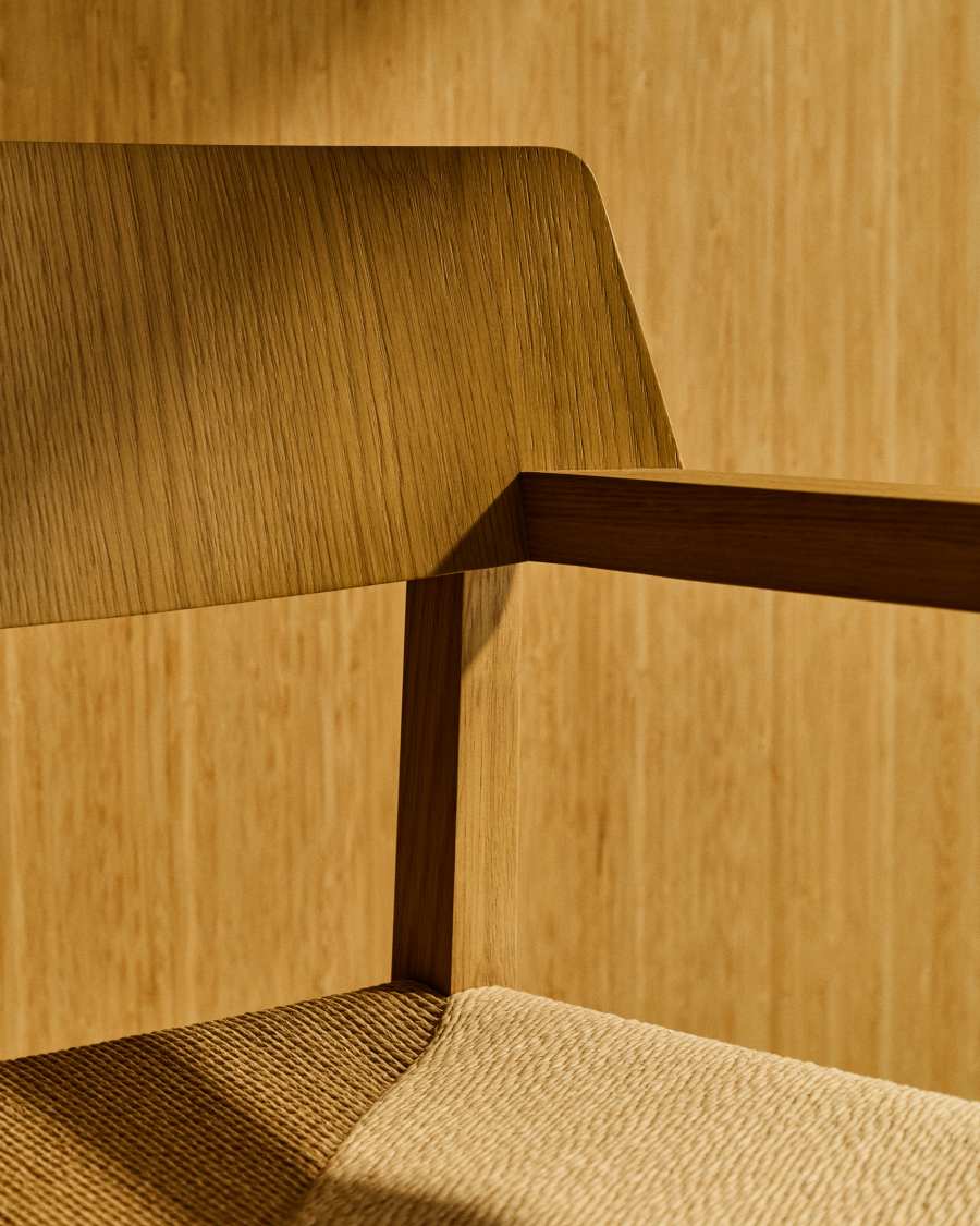 Idun chair made of FSC Mix Credit solid oak wood with natural tone finish and rope cord seat