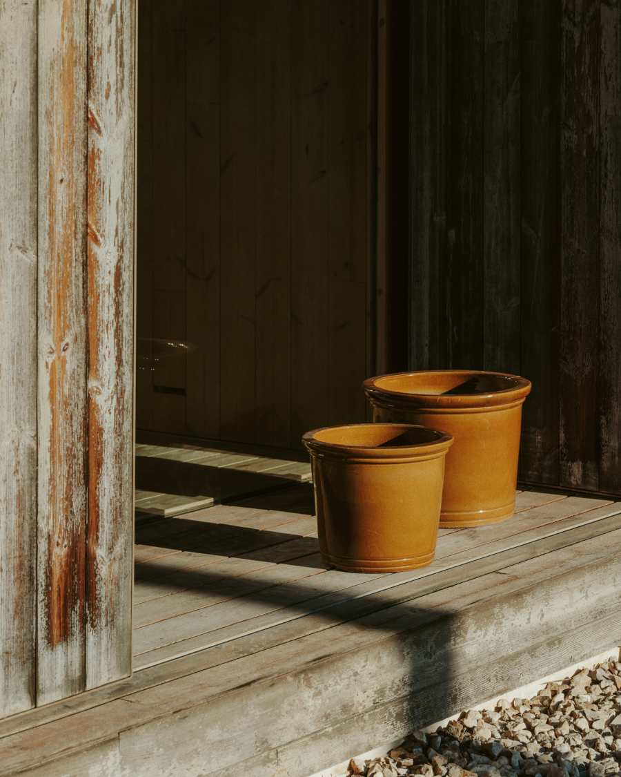 Presili set of 2 ceramic planters with glazed mustard finish Ø 37 / 47 cm