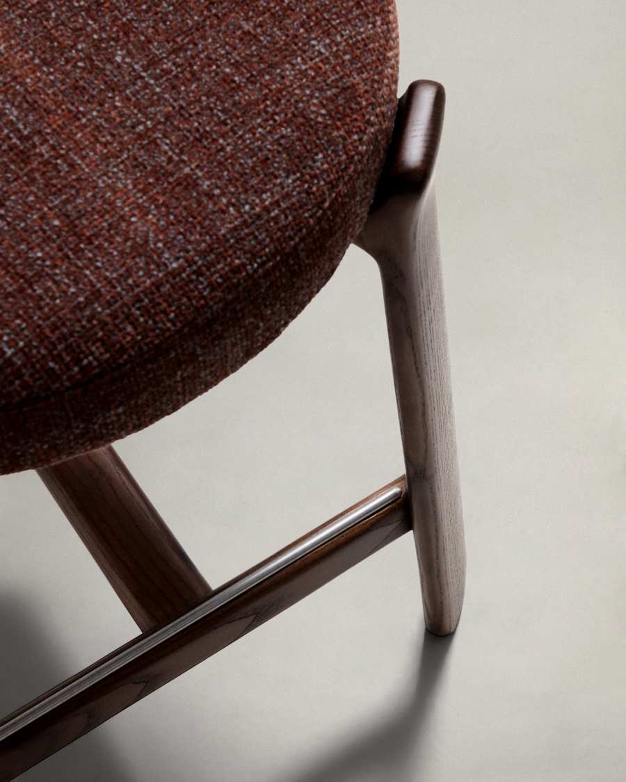 Granite stool in brown chenille and solid ash wood with walnut-coloured finish FSC 100% 65cm