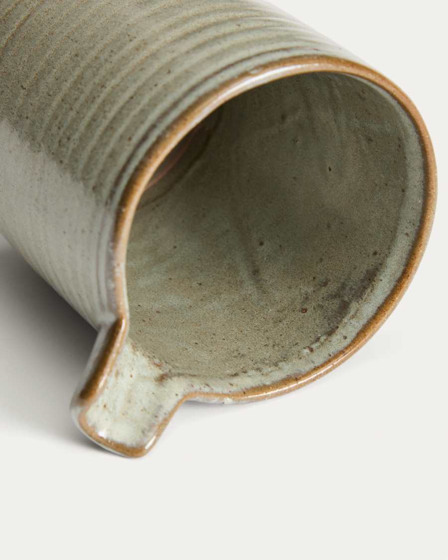 Becher Alenia aus brauner Keramik