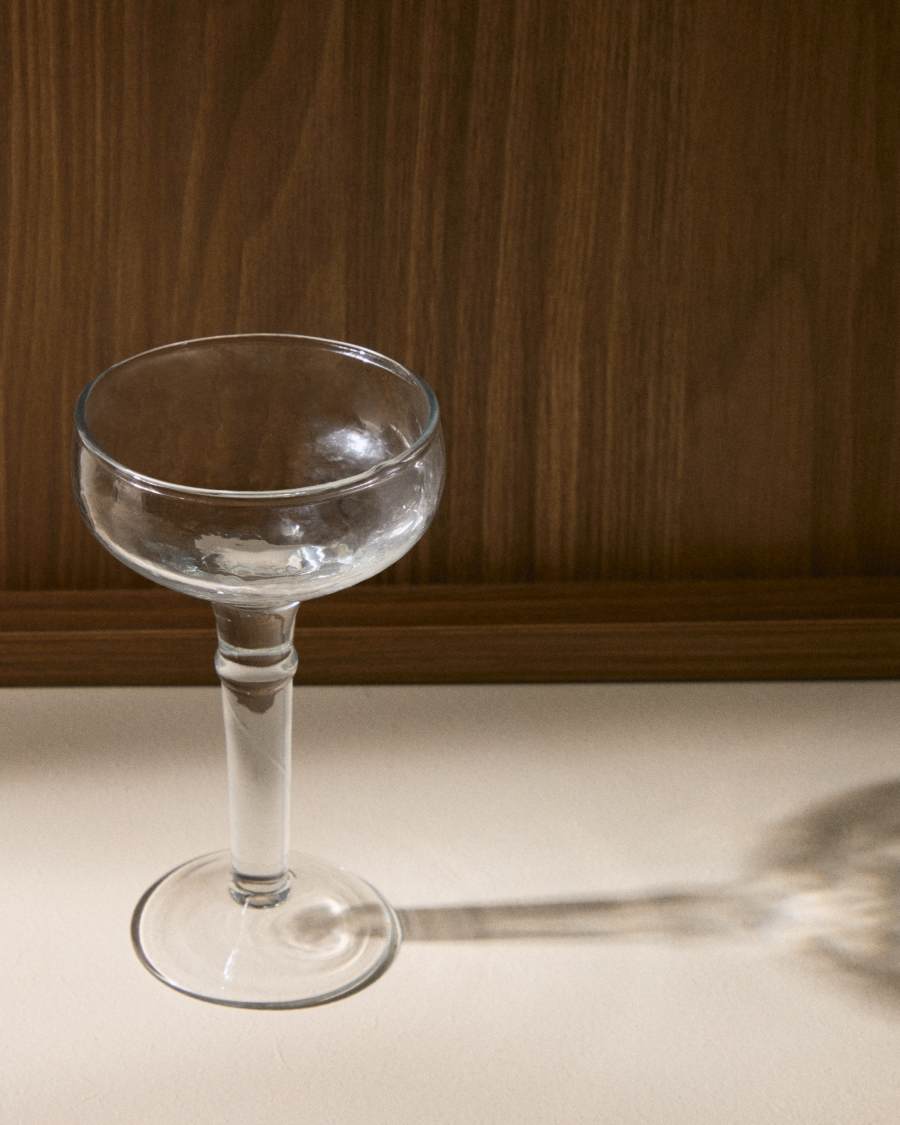 Vinea wine glass made of recycled glass