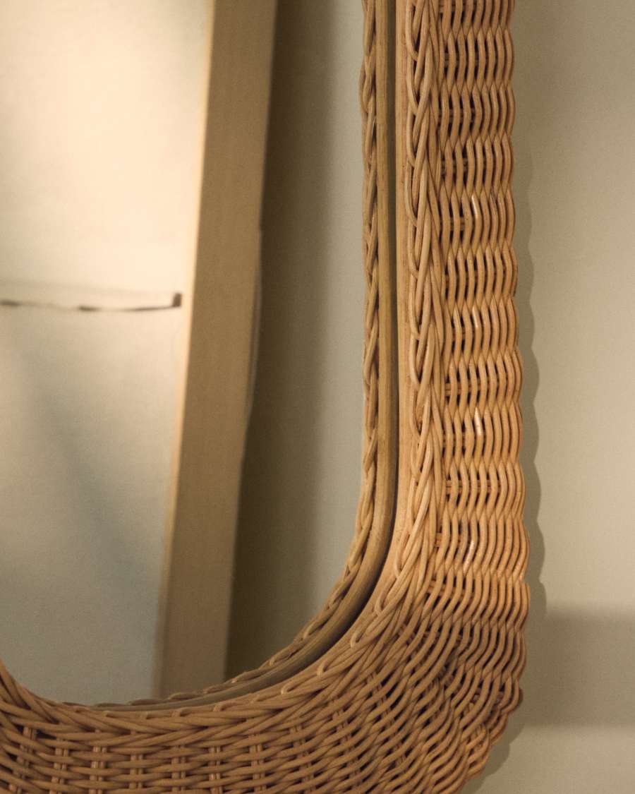 Zilna rattan mirror 38 x 59cm